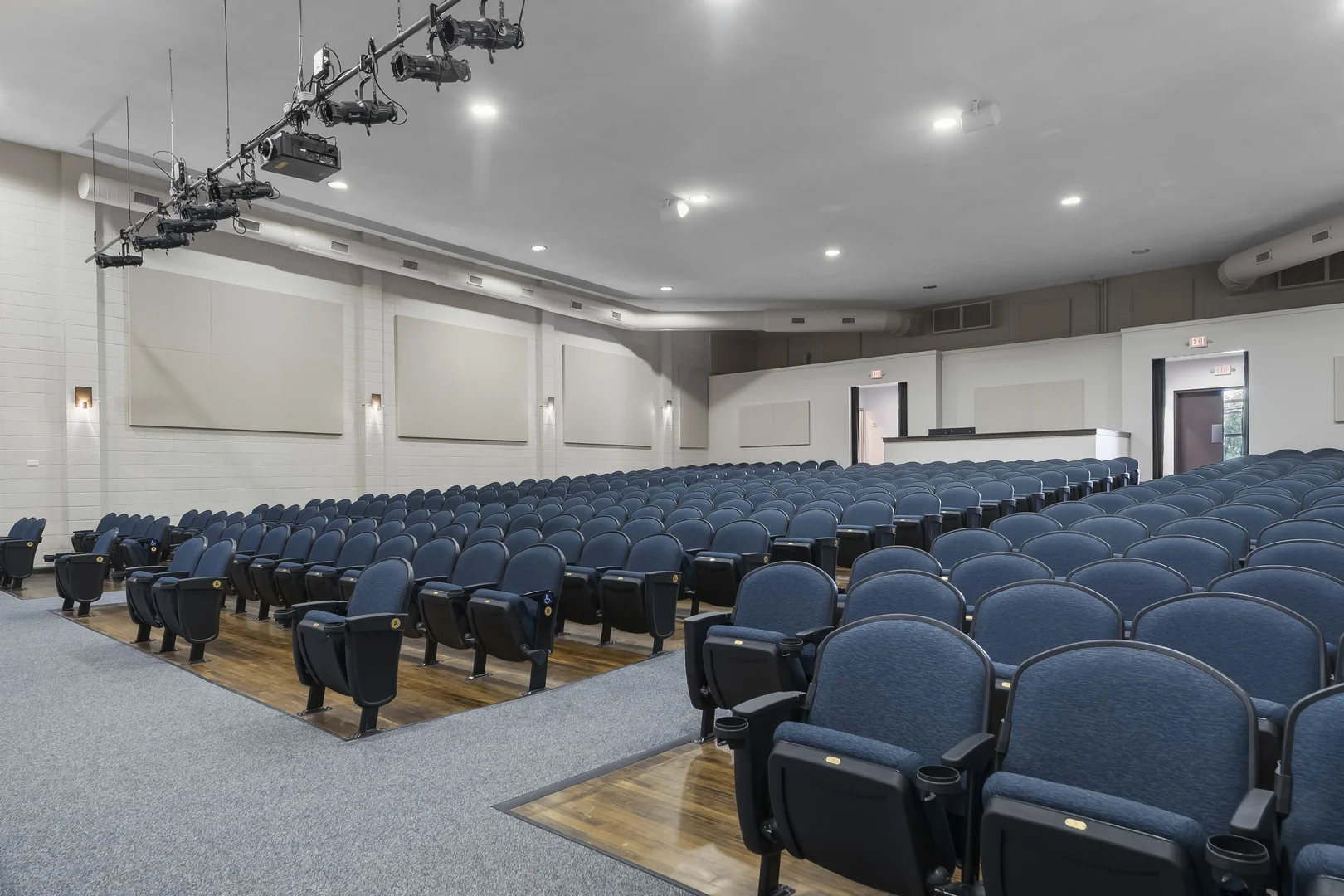 28-theater-28