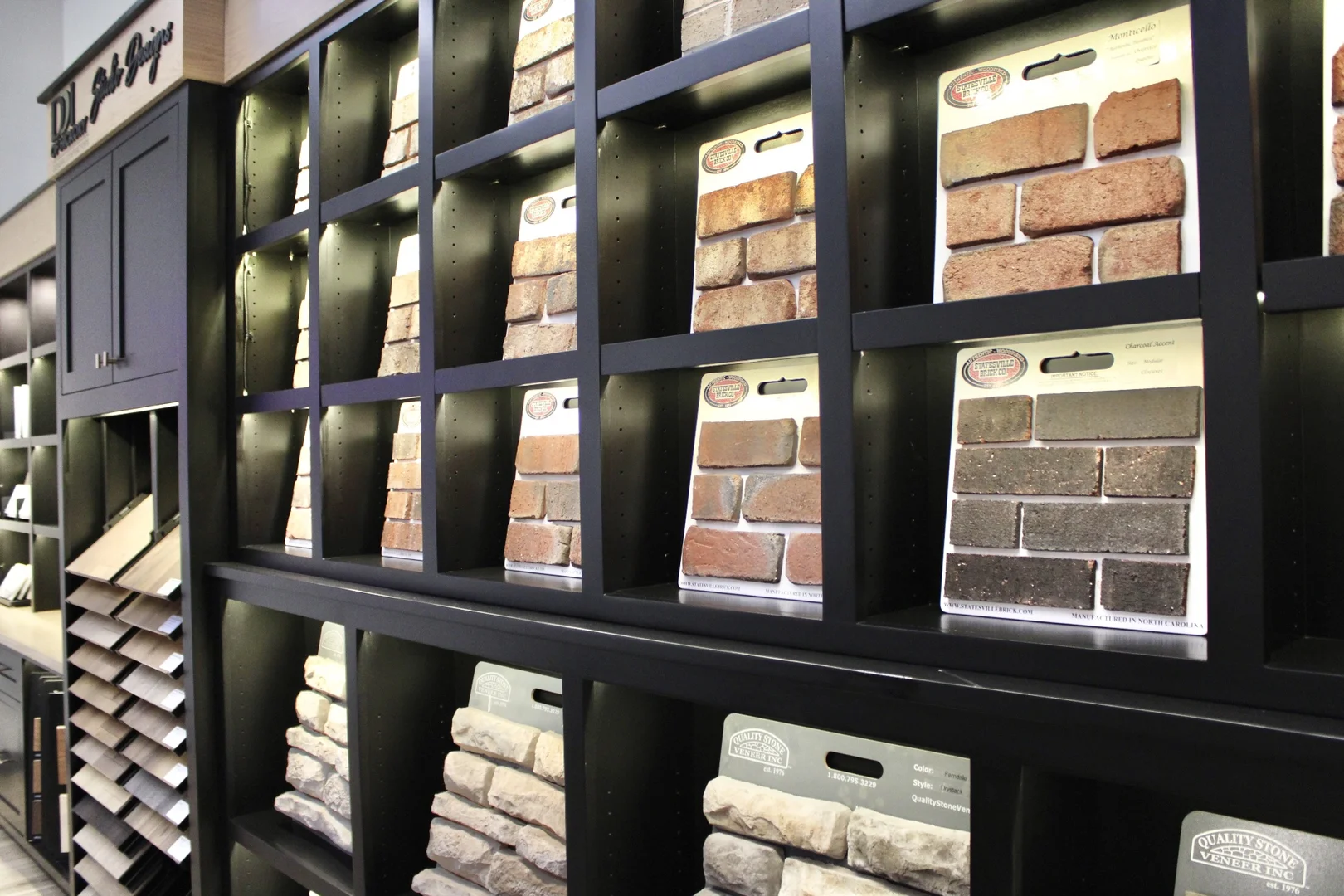 EXAMPLES IN STUDIO CLOSE UP