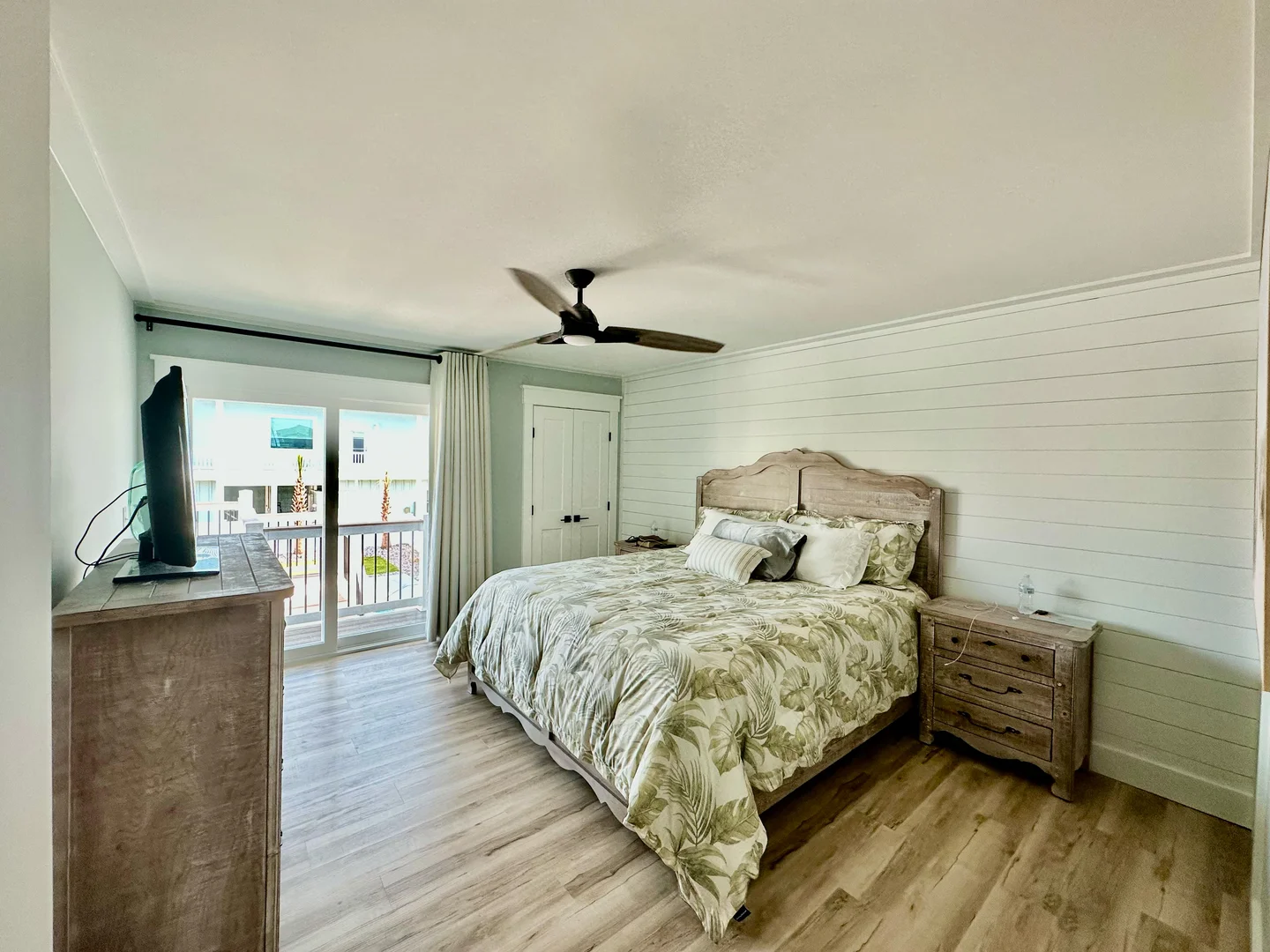 222 Ocean Isle