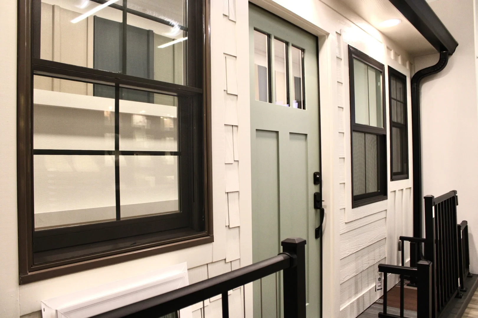 MODEL HOUSE DOOR CLOSED