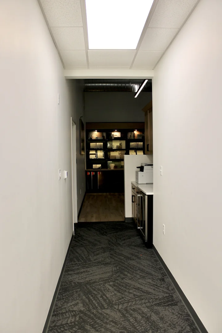 STUDIO ENTRANCE HALL